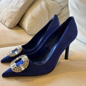 Elegant Blue Stiletto Heels with Crystal Embellishment